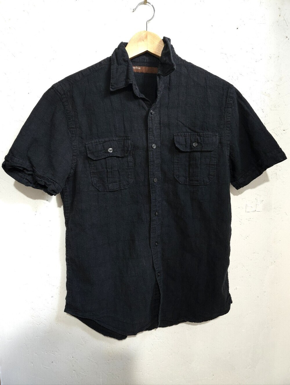 Perry Ellis Short-Sleeve Button-Down Shirt in Black Linen / Cotton Blend